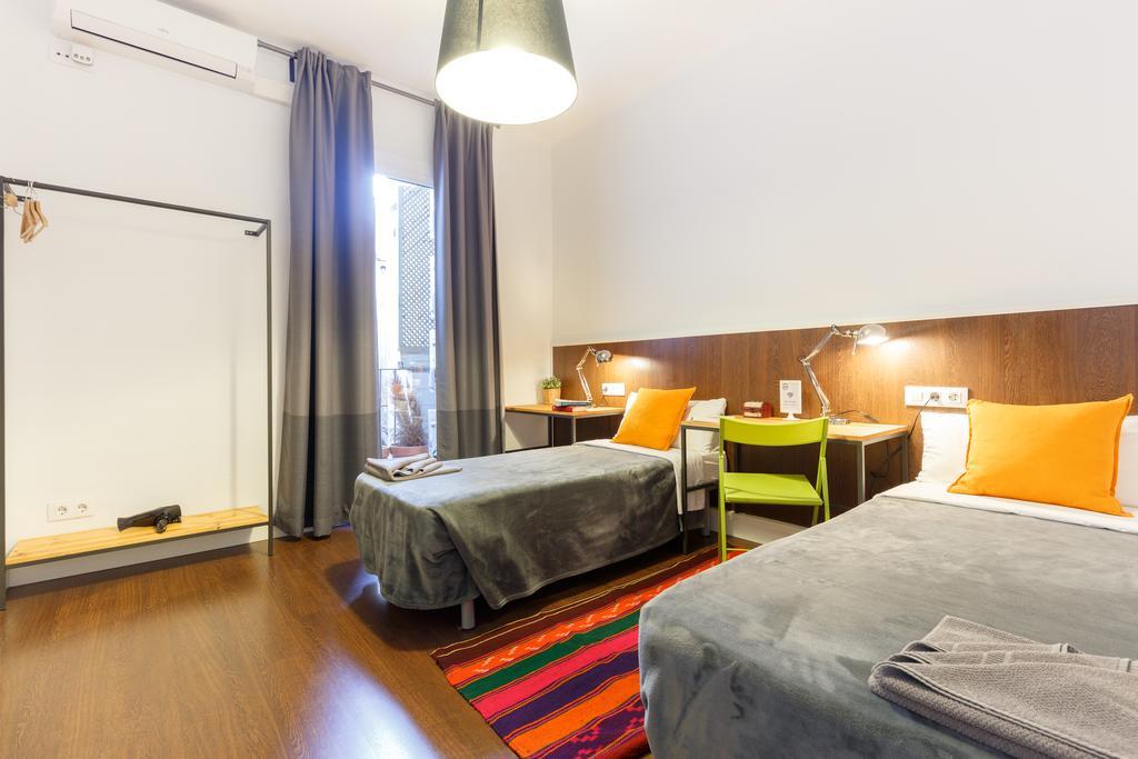 位于巴塞罗那扩展区的8卧室公寓-185平方米|带4个独立浴室 外观 照片